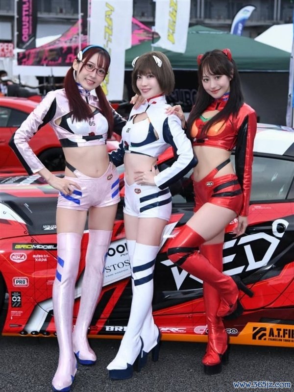 日本赛车女郎Cos初代女神绫波丽 身高腿长太顶了